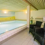 Апартаменты Gemuetliche Unter Reet Mit Pool Und Sauna In Кайтум