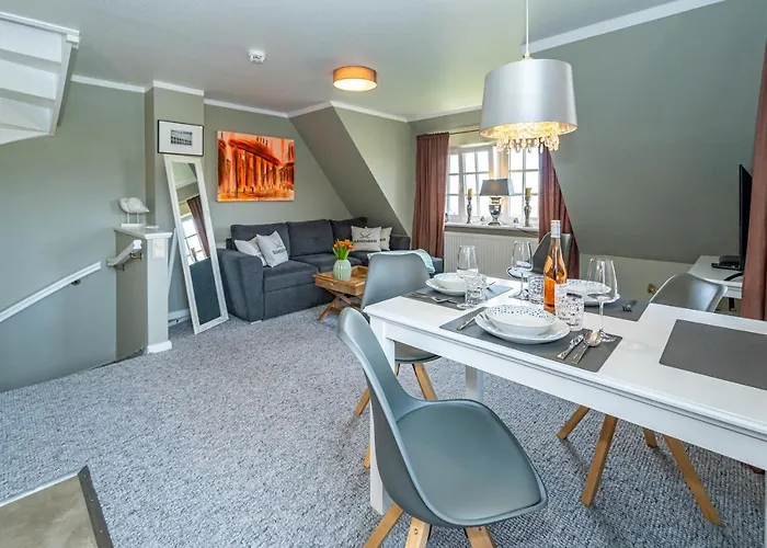 شقة Gemuetliche Unter Reet Mit Pool Und Sauna In *